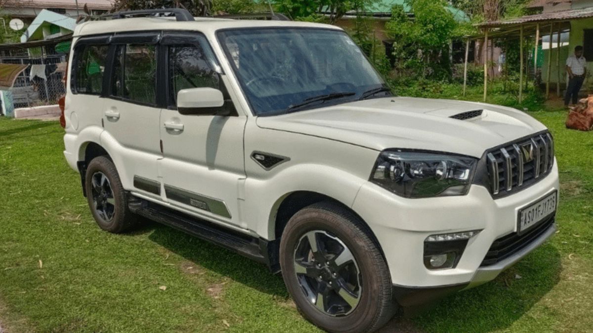 Mahindra Scorpio S11